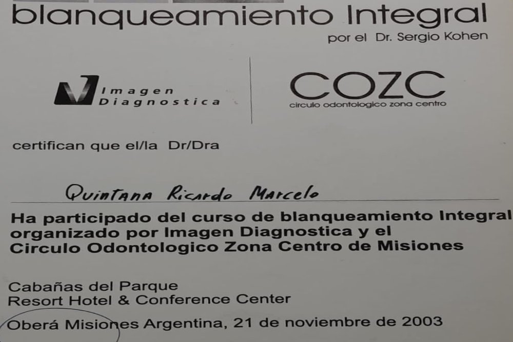 Título o certificado de Odontología Quintana